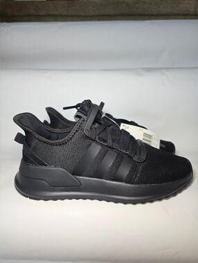 Adidas U_Path Run Kids Sneakers – Triple Black – Size 4 & 6 – NIB